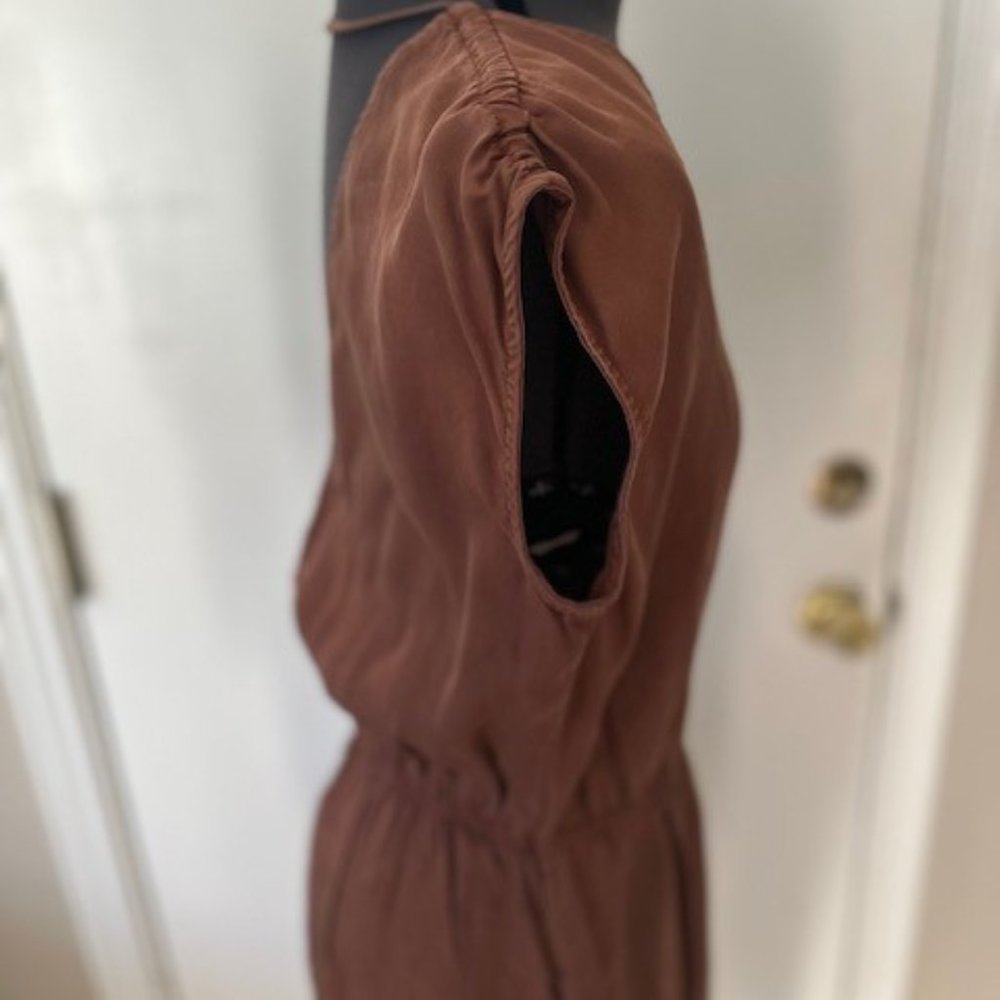 Universal Threads Rust Dress - Picture 2 of 6